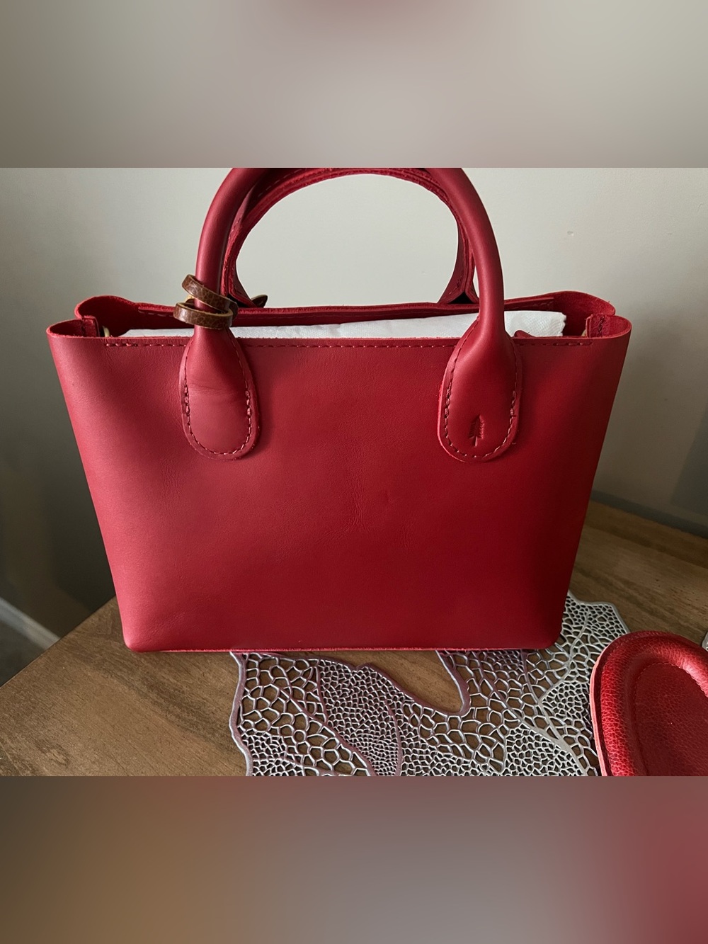 Portland leather goods large zip raindrop ( colour - Ruby)